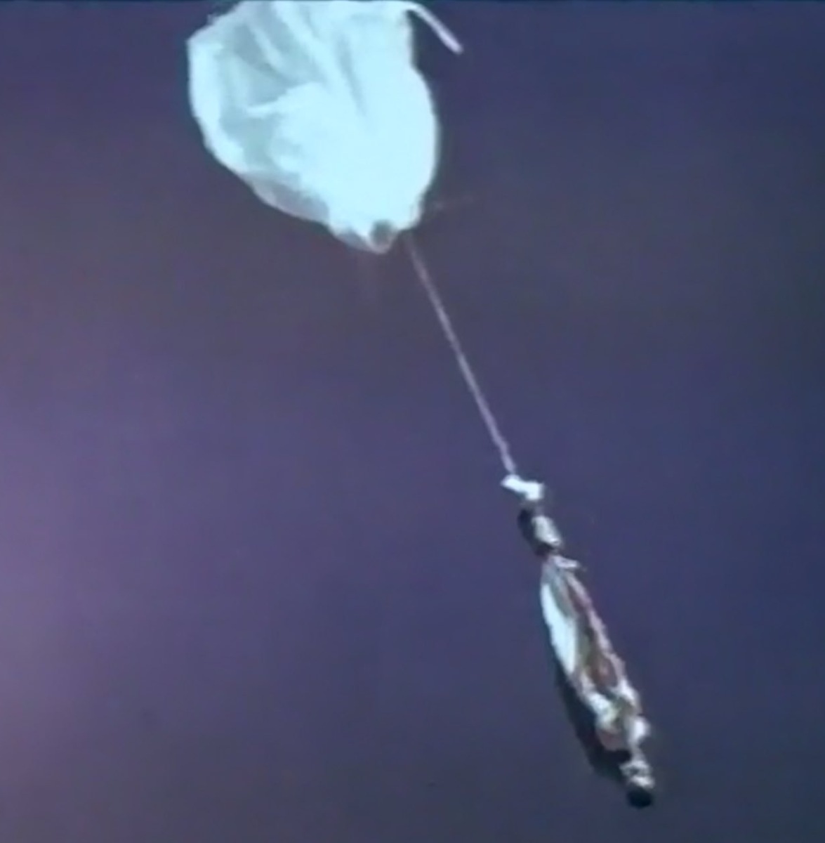 Initial ascent of the balloon. In the bottom part could be seen the canister deployment system