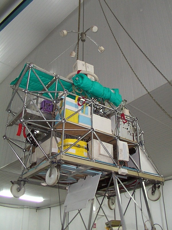 The LPMA gondola containing the IASI and REFIR-PAD instruments being readied for flight