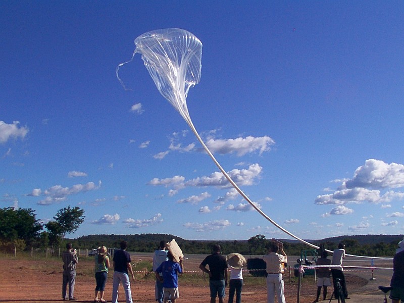 Main balloon release