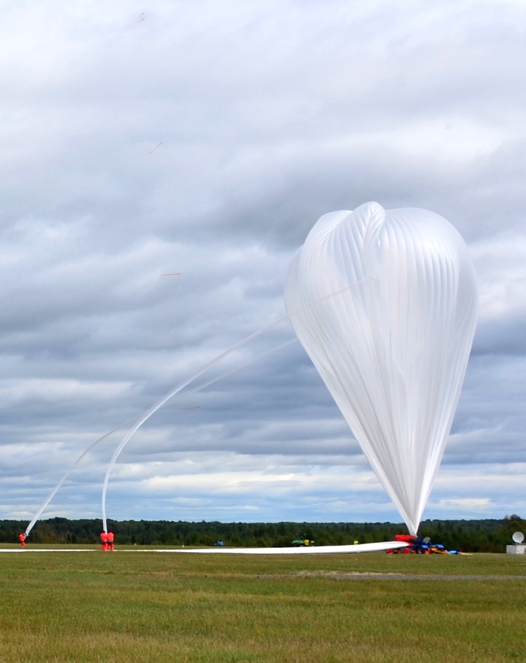 The balloon for MIPAS mission being inflated (Image: CNES)