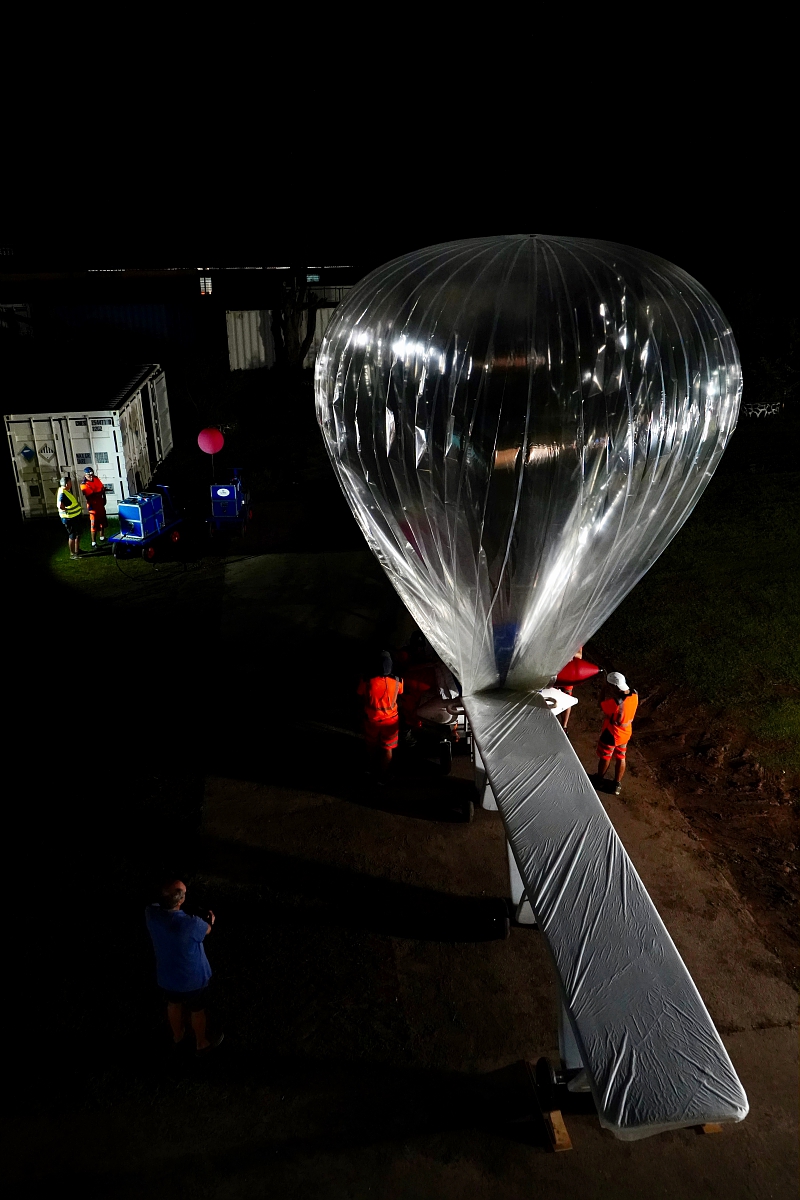 Preparation for launch of the 5th balloon of the campaign Strateole2 at Seychelles (Image: CNES/Prodigima Films/GABORIAUD Romain, 2019)